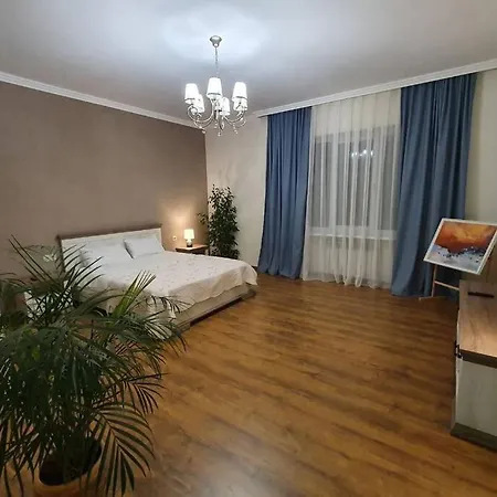 в центрі мукачева Apartmán Mukačevo